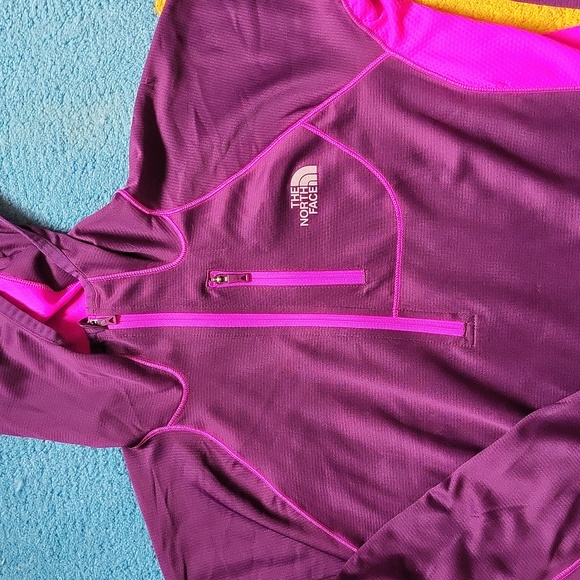 North Face Hooded Base Layer M - Picture 2 of 9